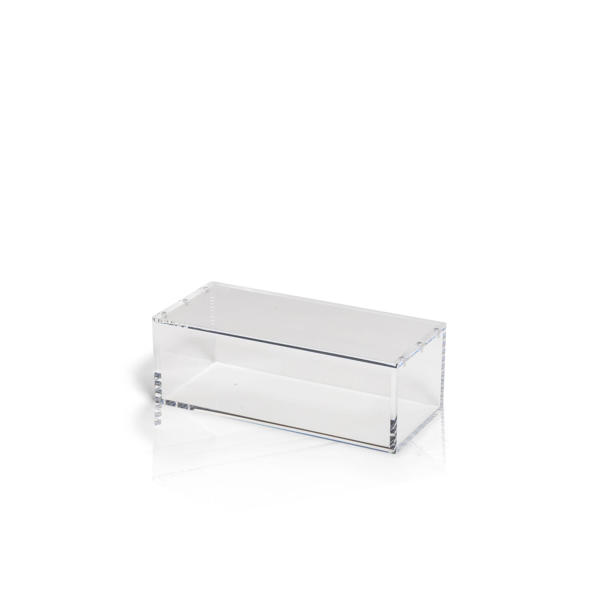 Tomt genomskinligt akrylfodral från The Acrylic Box, måttat för de japanska Pokémon Center-boxarna, mot vit bakgrund.